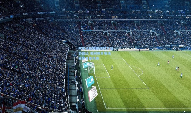 阿尔卡拉斯横扫对手强势晋级 美网男单赛场再掀青春风暴