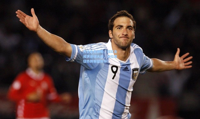 天空体育前瞻，双红会或演进球大战，维拉客征热刺有望抢分